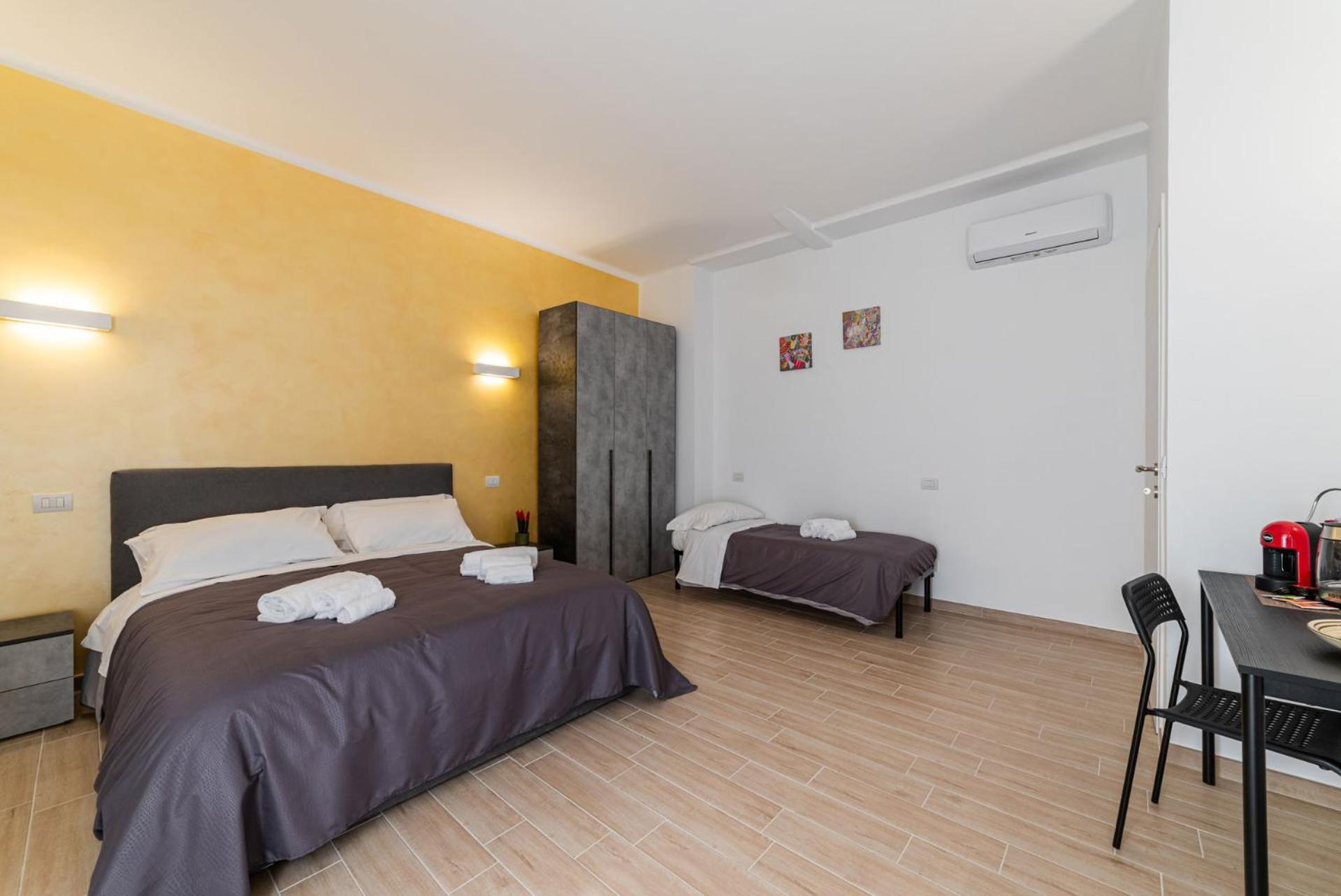 Al Teatro Rooms Bari Extérieur photo