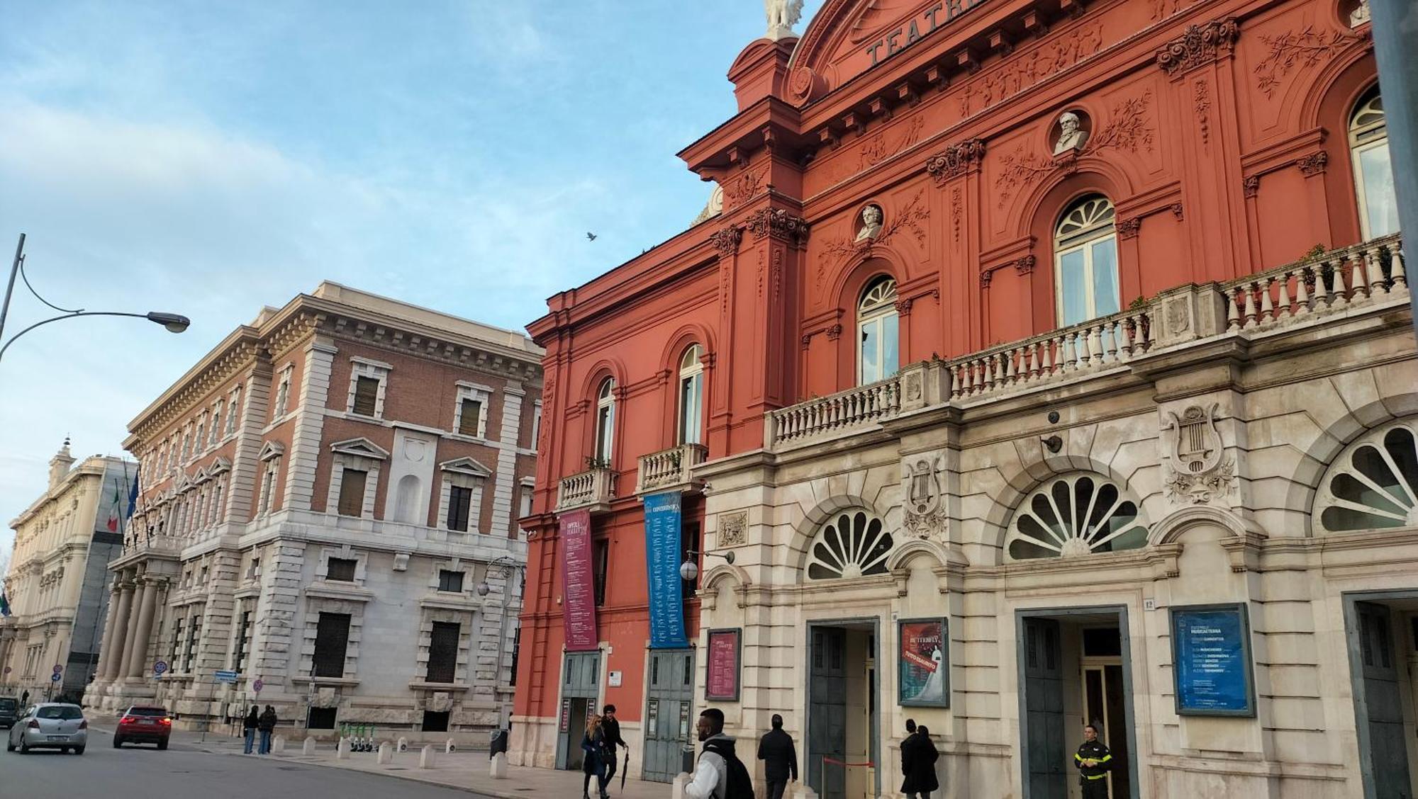 Al Teatro Rooms Bari Extérieur photo